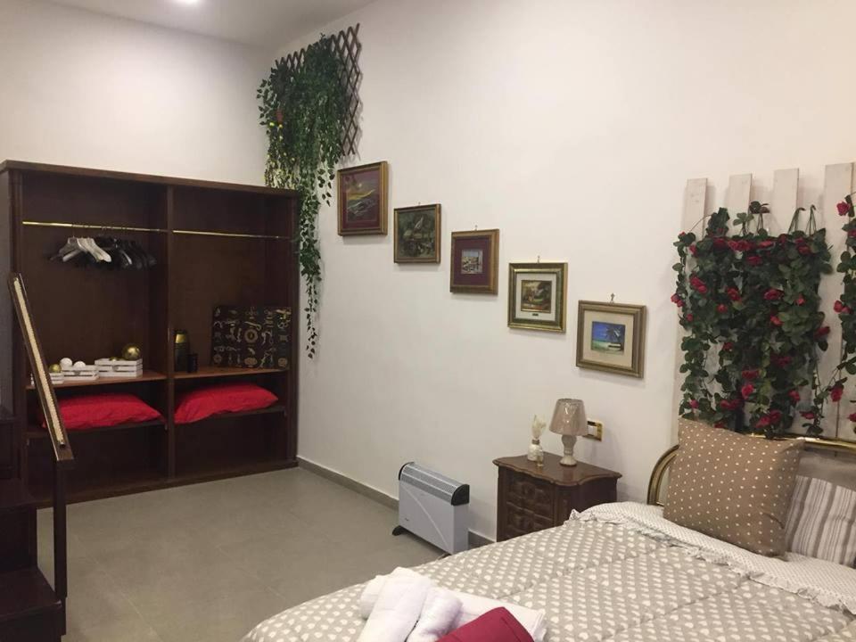 Room Don Carlo Naples Exterior photo