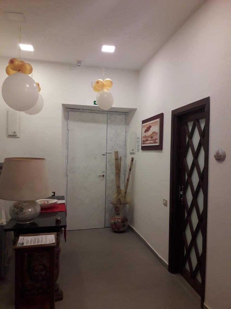 Room Don Carlo Naples Exterior photo