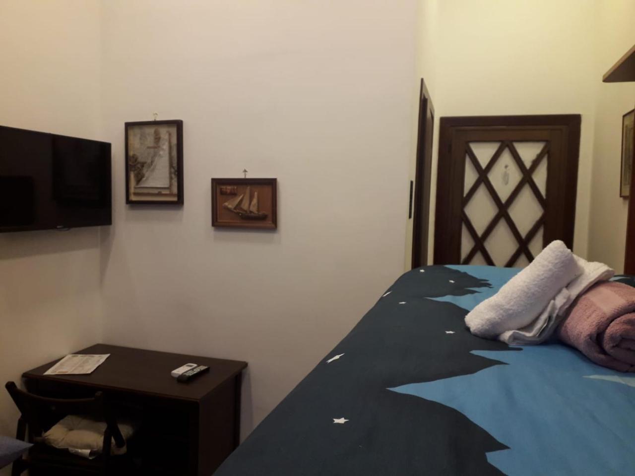 Room Don Carlo Naples Exterior photo