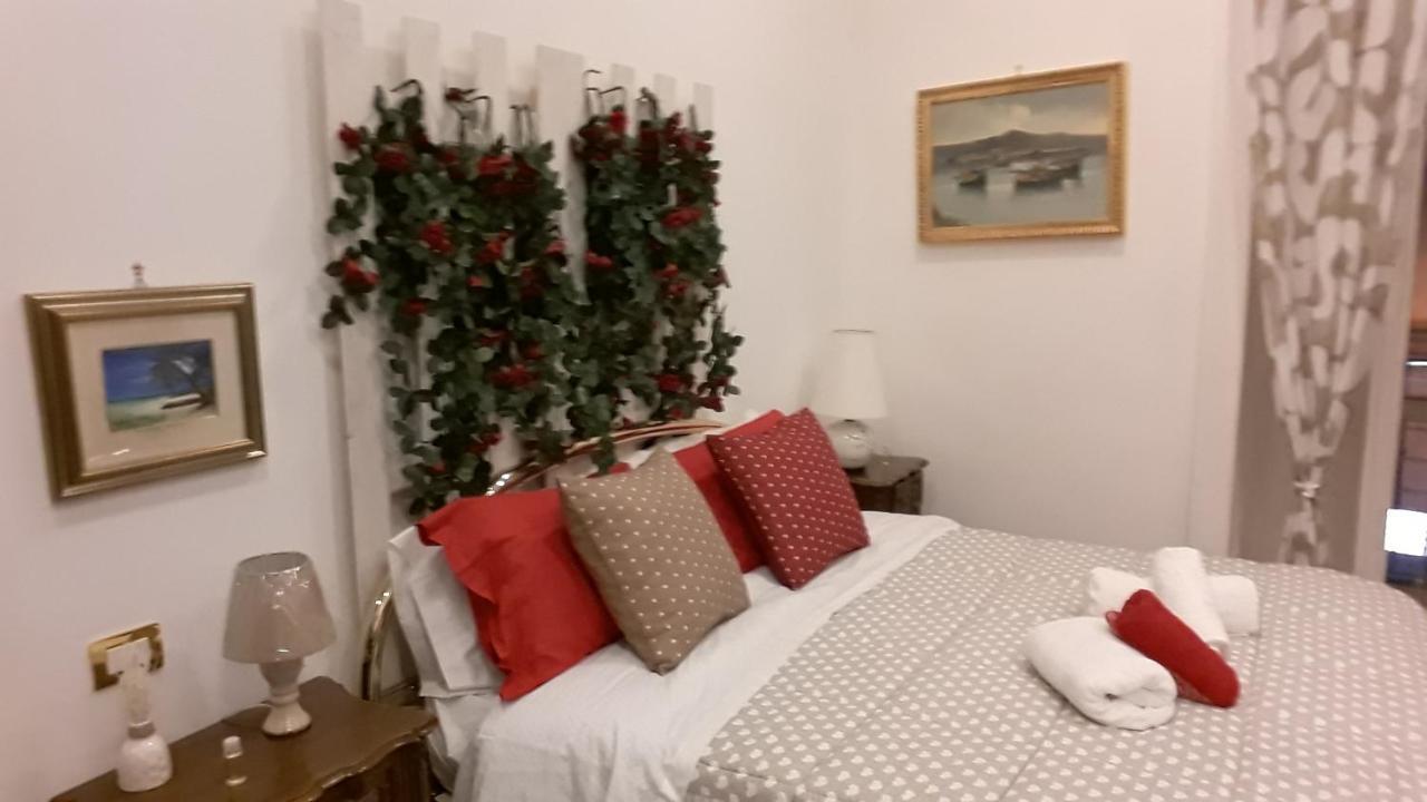 Room Don Carlo Naples Exterior photo